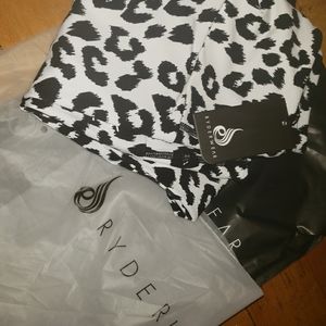 Ryderwear snow leopard leggings